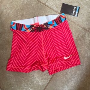 BNWT Nike Pros